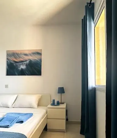 Apartment Sea Breeze Paphos